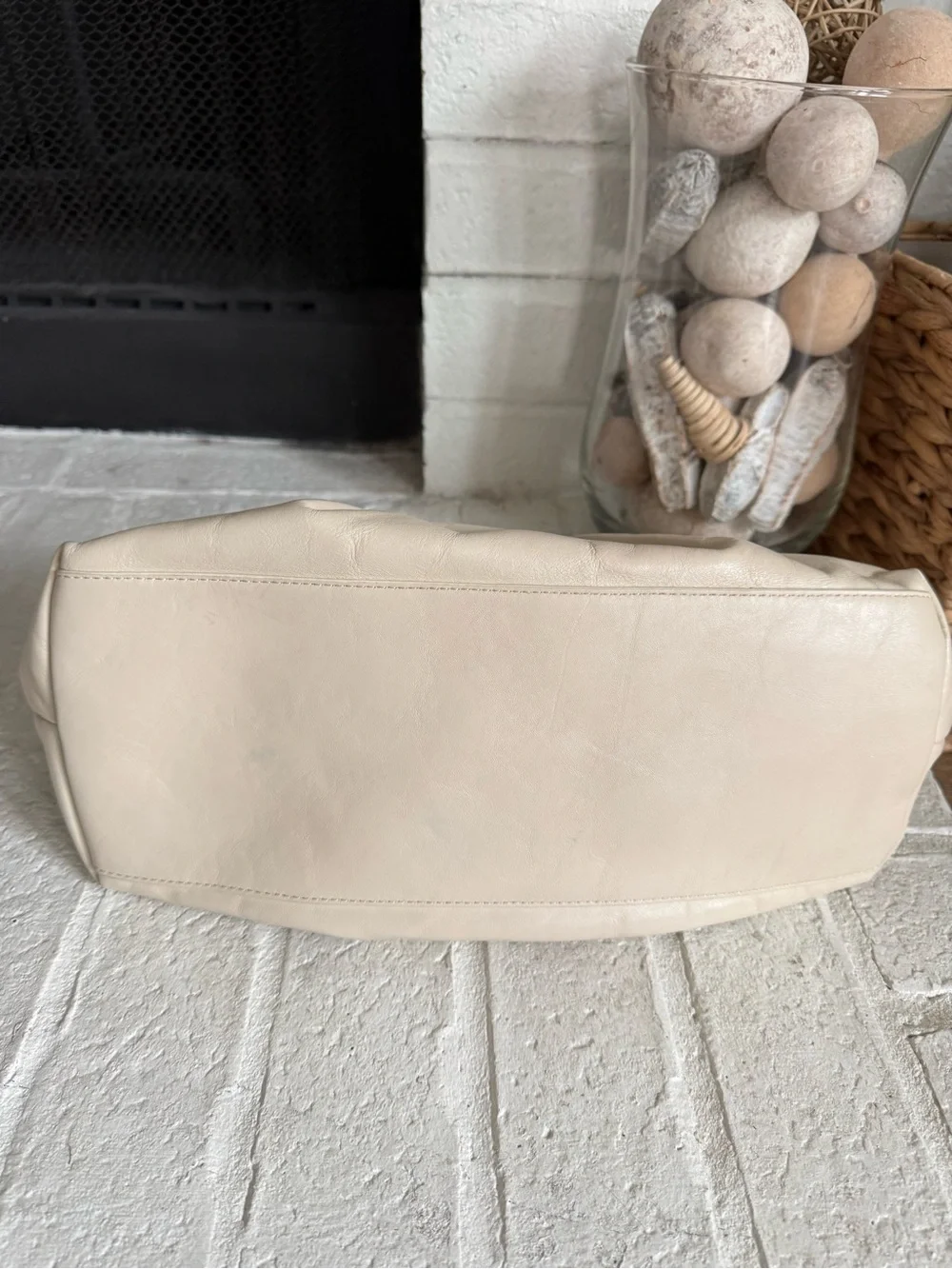 Reformation sleek fold